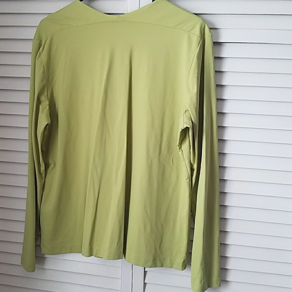 NWOT White Stag stretchy long sleeve shirt 16/18 - Picture 2 of 3